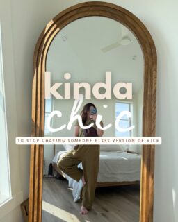 Kinda chic to build your own version of a rich life instead ✌️🫶 

#kindachic  #chic