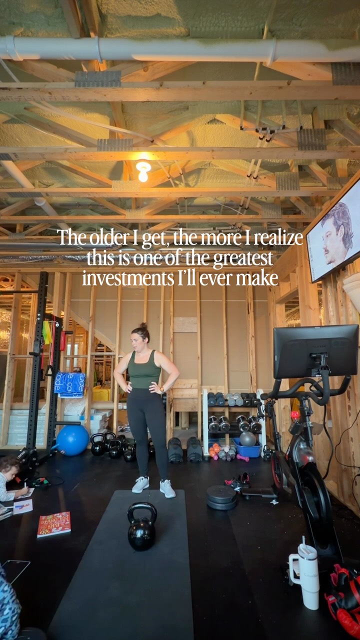 When I first started working out years ago, it was mostly because I wanted to be smaller, skinnier, fitter, leaner, or whatever other buzzword the fitness gurus wanted you to buy into.
After becoming a mom, movement stopped being about changing my body and started being about protecting my mind. Reasons went from skinny to sane, real quick 😅
Some form of intentional movement
> clears the mental fog.
> gives me more patience.
> reminds me I’m capable of doing hard things.
> helps me show up as a better wife, mom, employee, and creator.
Am I perfect? Absolutely not. I still have my fair share of nights where you’ll find me standing over the kitchen counter eating Oreos. 😂
But I’ve learned that taking care of myself isn’t about getting it right every single time, but rather about doing the things that make you feel good, consistently. Sometimes it’s an intense bike ride, other times it’s a walk around the yard.
This year a goal for me is to make one other investment in my health, and see a dermatologist because I’m a little embarrassed to admit I’ve never seen one in my entire lifetime 🙈
Not everything that makes you wealthy shows up in your bank account. Sometimes it’s simply being grateful you get to move your body today.
that’s a kind of wealth I’ll keep investing in 🫶